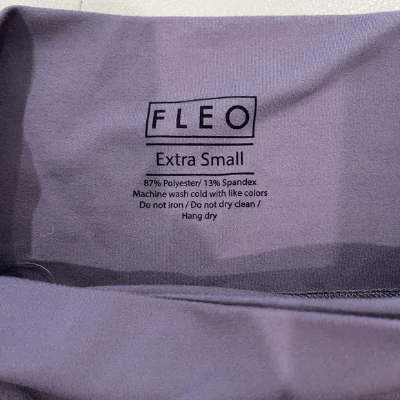 Fleo V Waistband Short 3.5”- XS - Picture 3 of 3